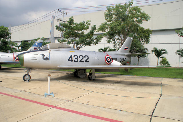 North American F-86F Second View.jpg